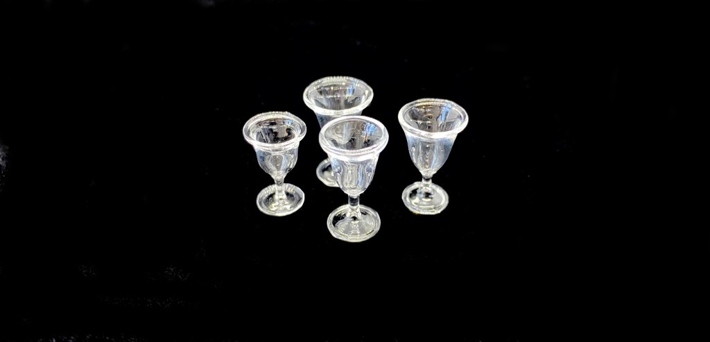 Plain Wine Glasses (Set of&nbsp;Four)