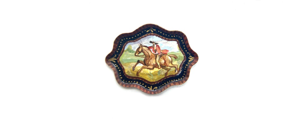 Oval Tray with Hunting&nbsp;Motif