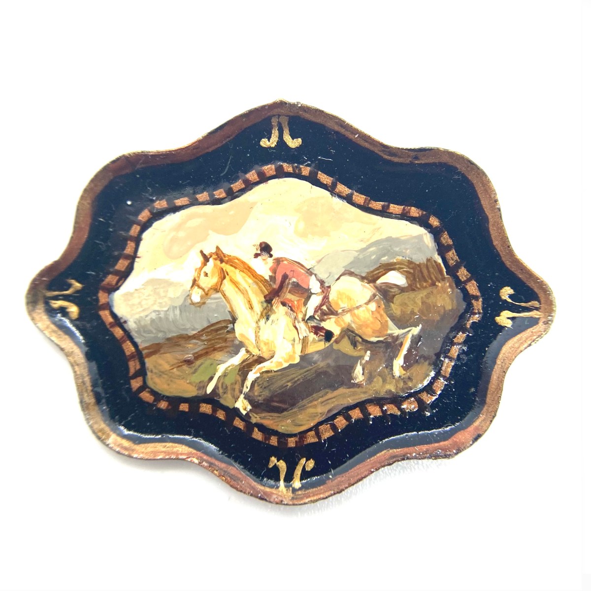Oval Tray with Hunting&nbsp;Motif