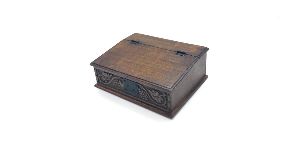 Vine Document Box