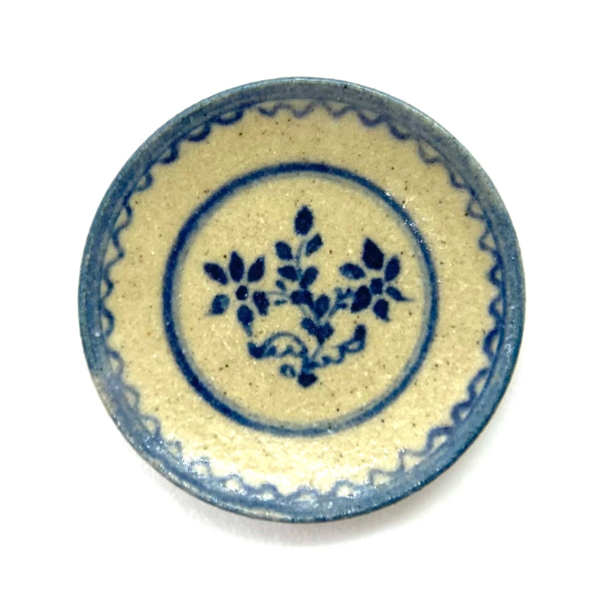 Stoneware Plate with Floral&nbsp;Design