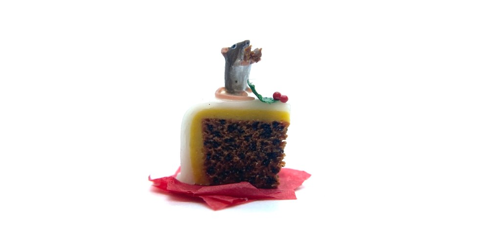 Mouse with Slice of Christmas&nbsp;Cake